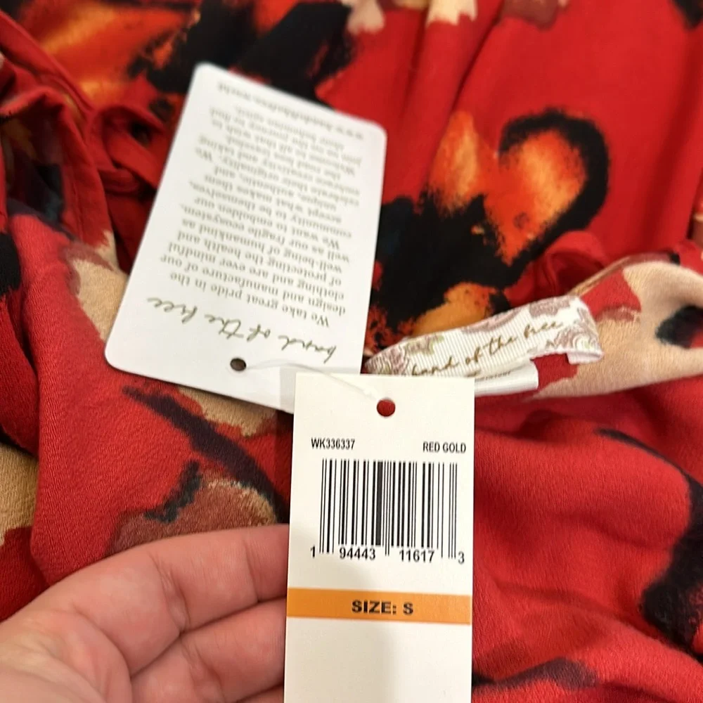 Band of the Free POLLY RED FLORAL WRAP MAXI DRESS NWT - Picture 12 of 12